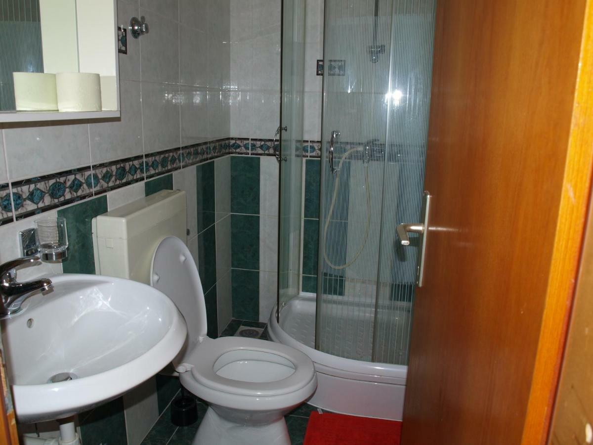 Apartment Duje Makarska Esterno foto
